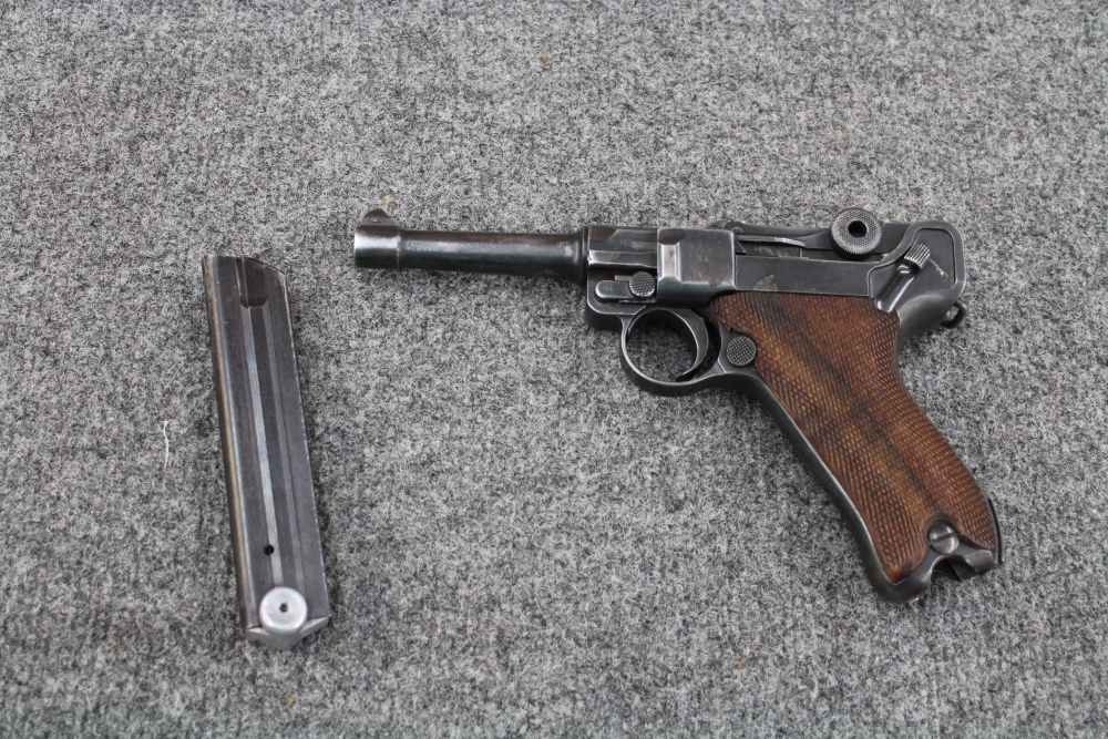 DWM P-08 Luger 1920 9mm Semi Auto Pistol w/ Holster (USED)-img-11