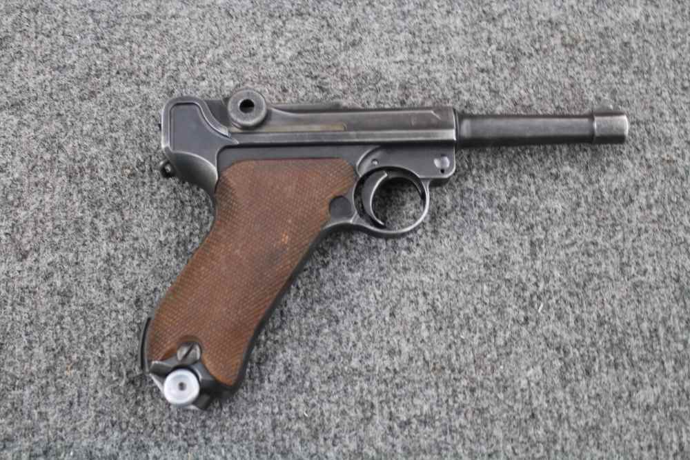 DWM P-08 Luger 1920 9mm Semi Auto Pistol w/ Holster (USED)-img-0