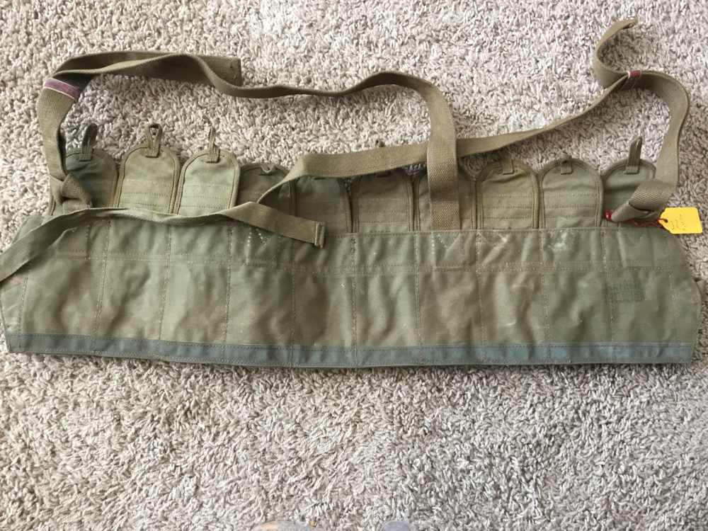 Chinese SKS/AK47, 10 pocket ammo bandolier w/Chinese military writing -img-1