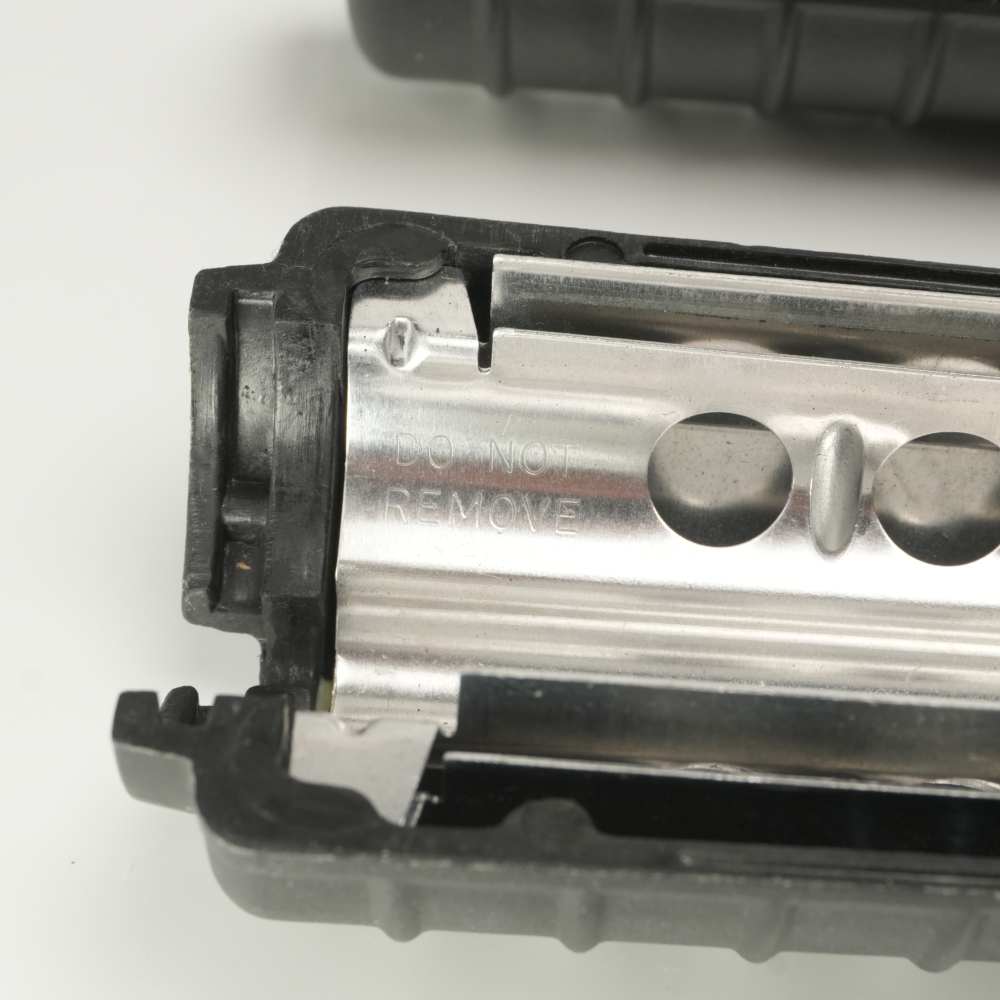 Colt M4 Carbine Handguard Set PN: 64673 AR15 XM4 M4A1 *Excellent*-img-8