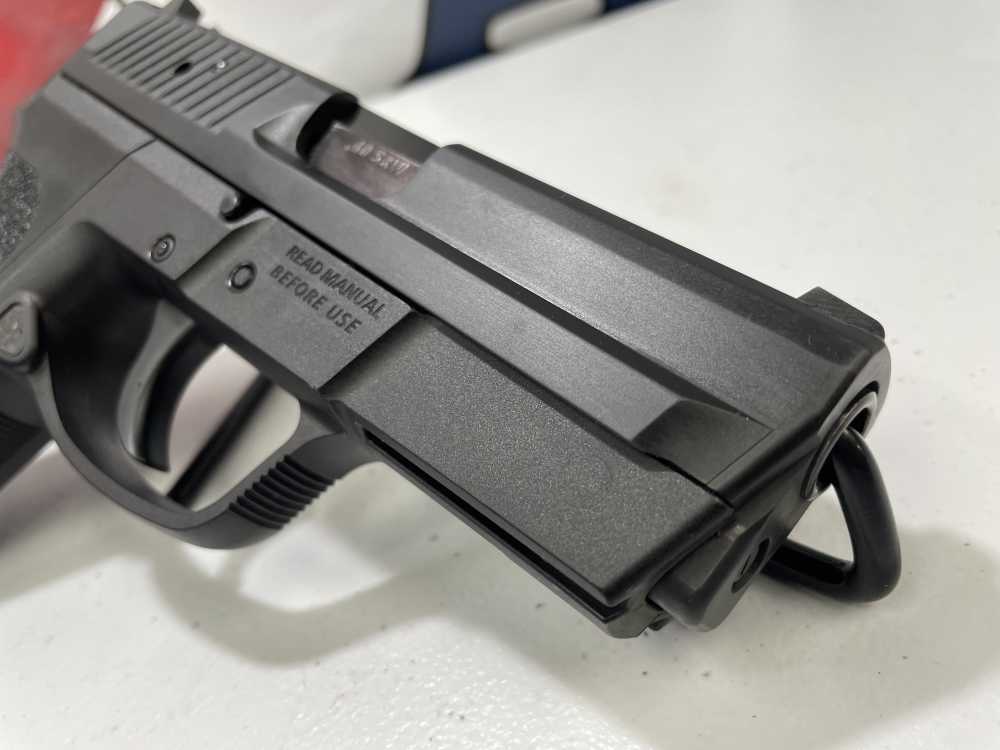 SIG Sauer SP2340 – .40 S&W – Used – OEM Case & 2 Magazines-img-8