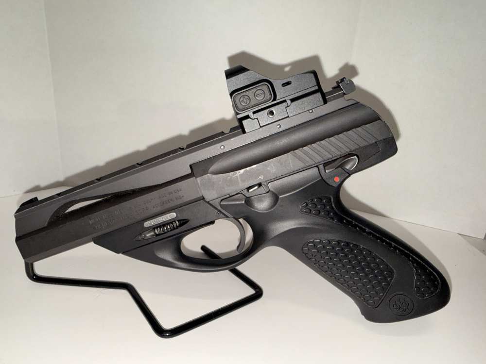 Beretta U22 Neos .22 LR – 6" Barrel – Matte Black with Reflex Sight-img-1