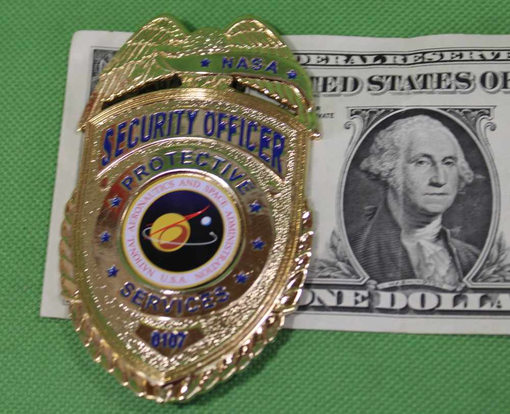 Vintage Obsolete NASA Security Officer Protection Service w/ ID Number GJK3-img-6