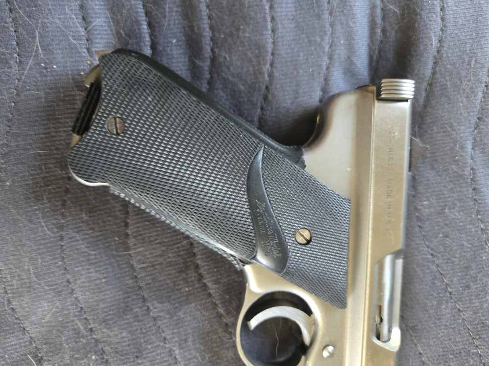AMT lightning semi auto pistol 22lr-img-5