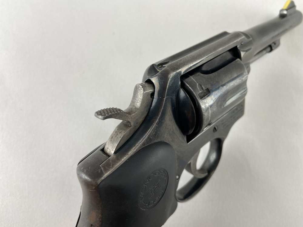 Smith & Wesson Model 10-5 Revolver 4" rubber grips - Used-img-19