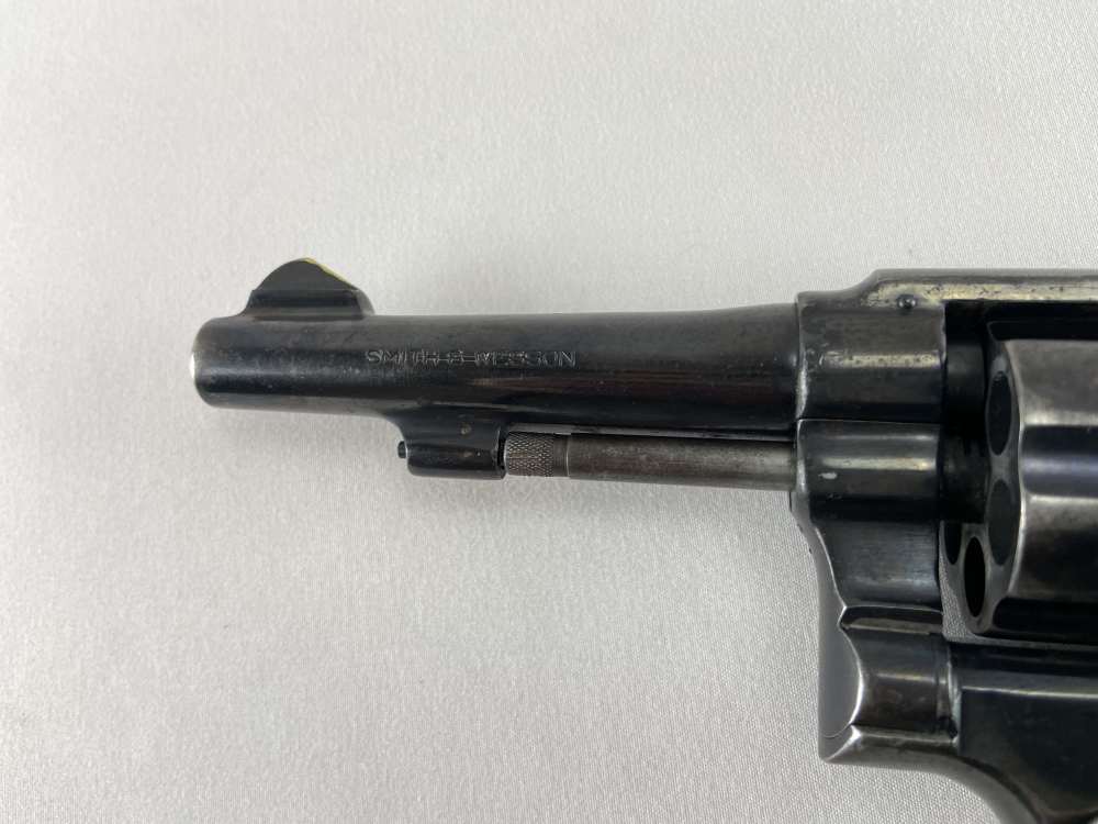 Smith & Wesson Model 10-5 Revolver 4" rubber grips - Used-img-16