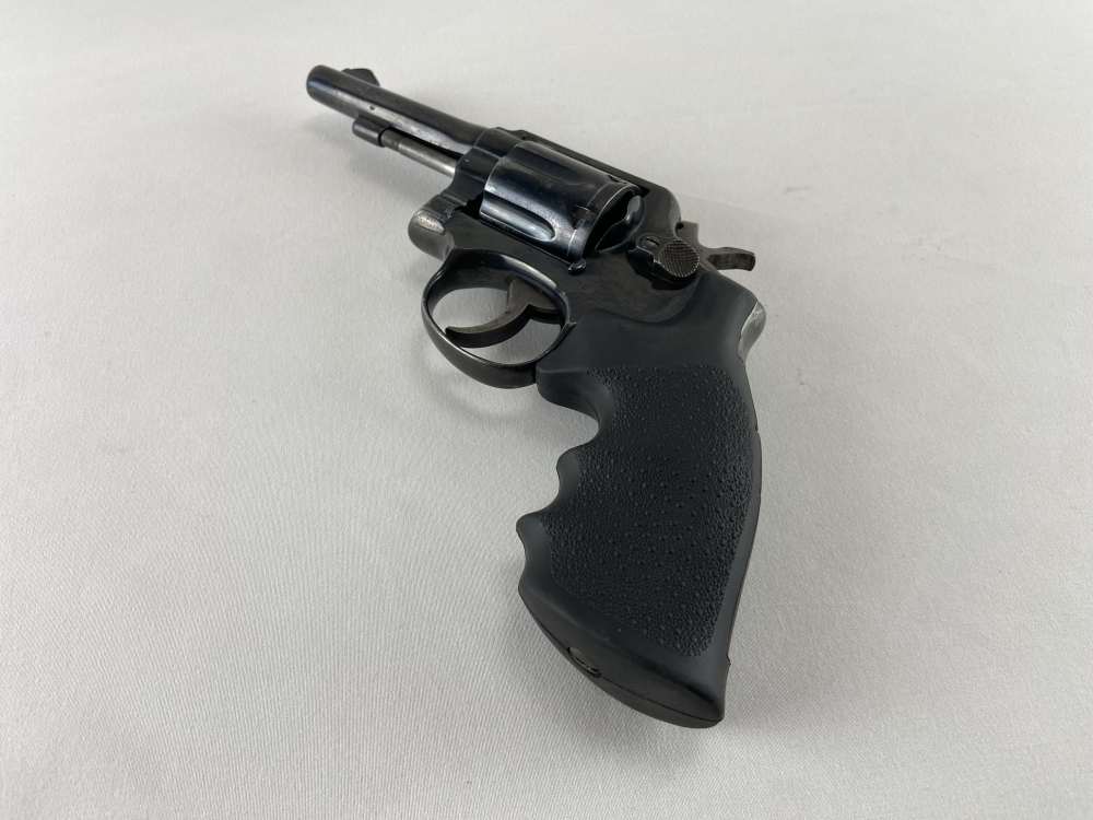 Smith & Wesson Model 10-5 Revolver 4" rubber grips - Used-img-9