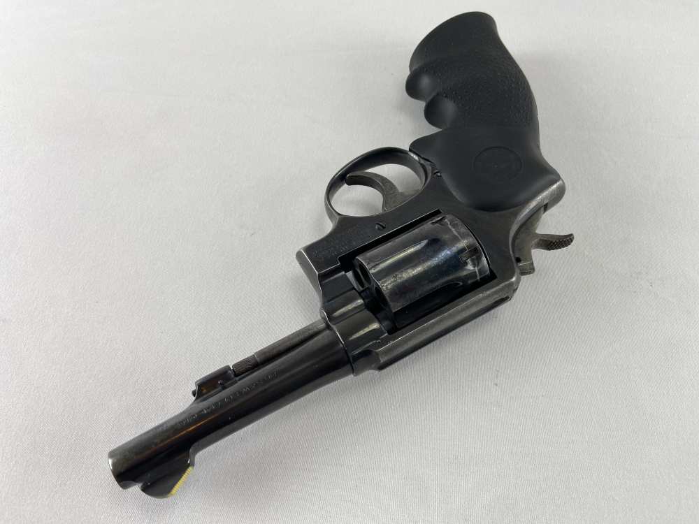 Smith & Wesson Model 10-5 Revolver 4" rubber grips - Used-img-12