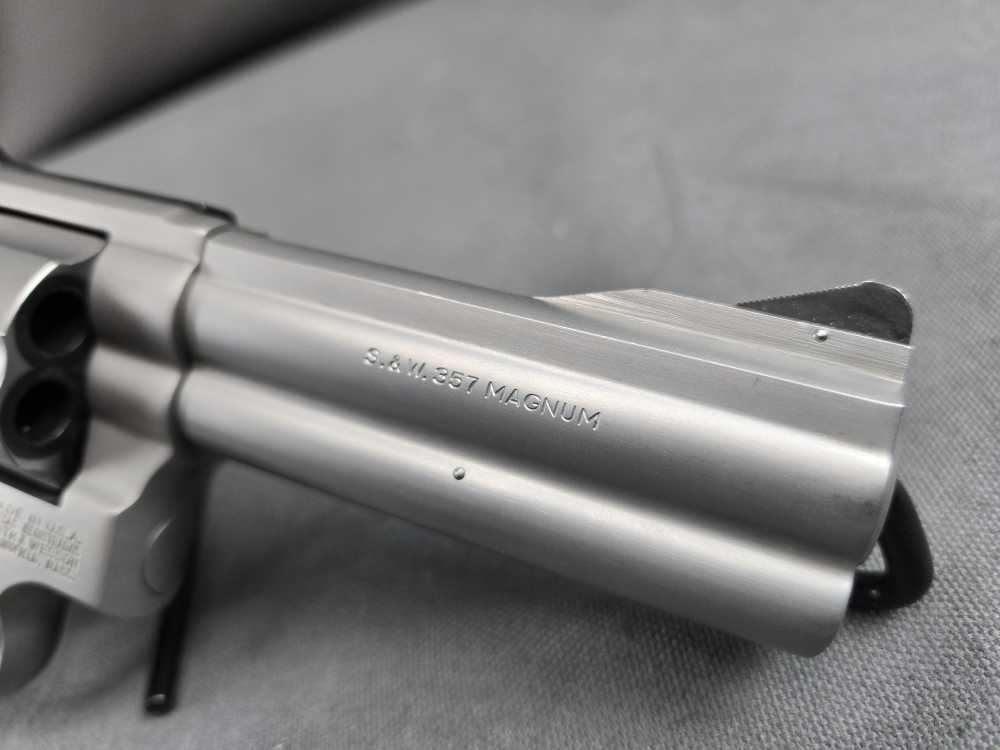 S&W 686 CS-1 .357 Mag 4" US Customs Contract Revolver - w/ Box-img-8