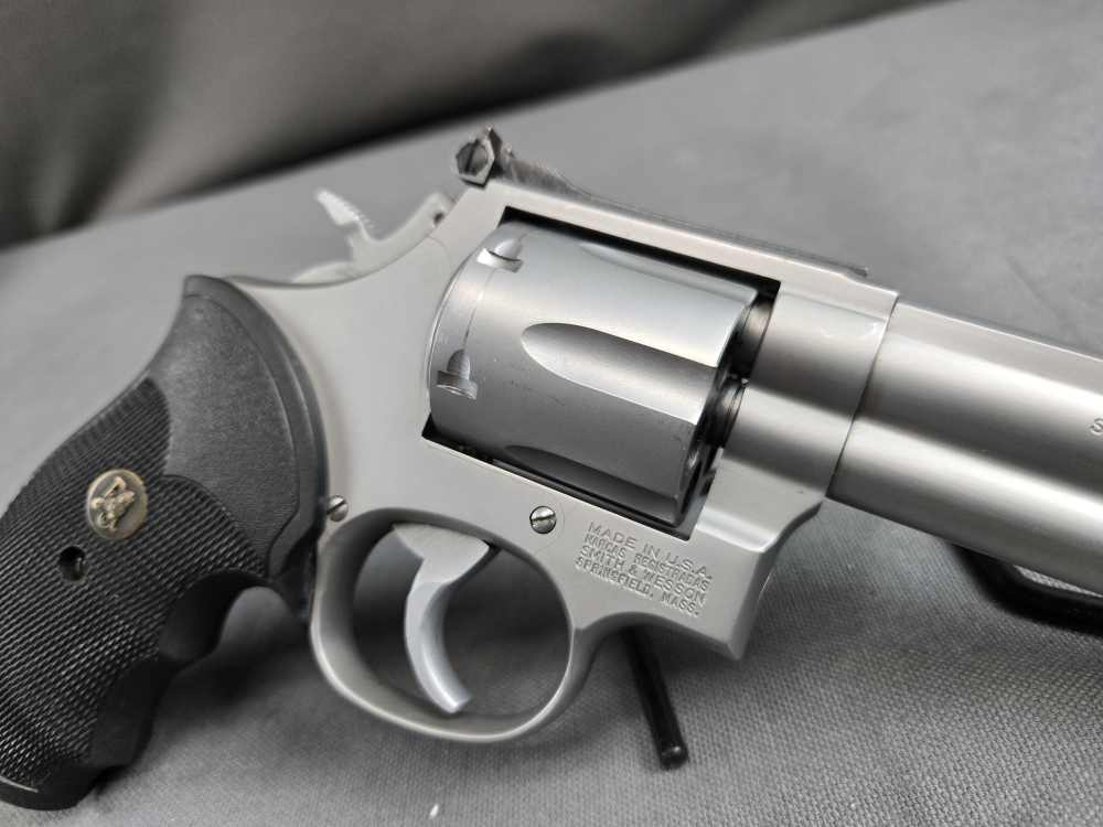 S&W 686 CS-1 .357 Mag 4" US Customs Contract Revolver - w/ Box-img-5