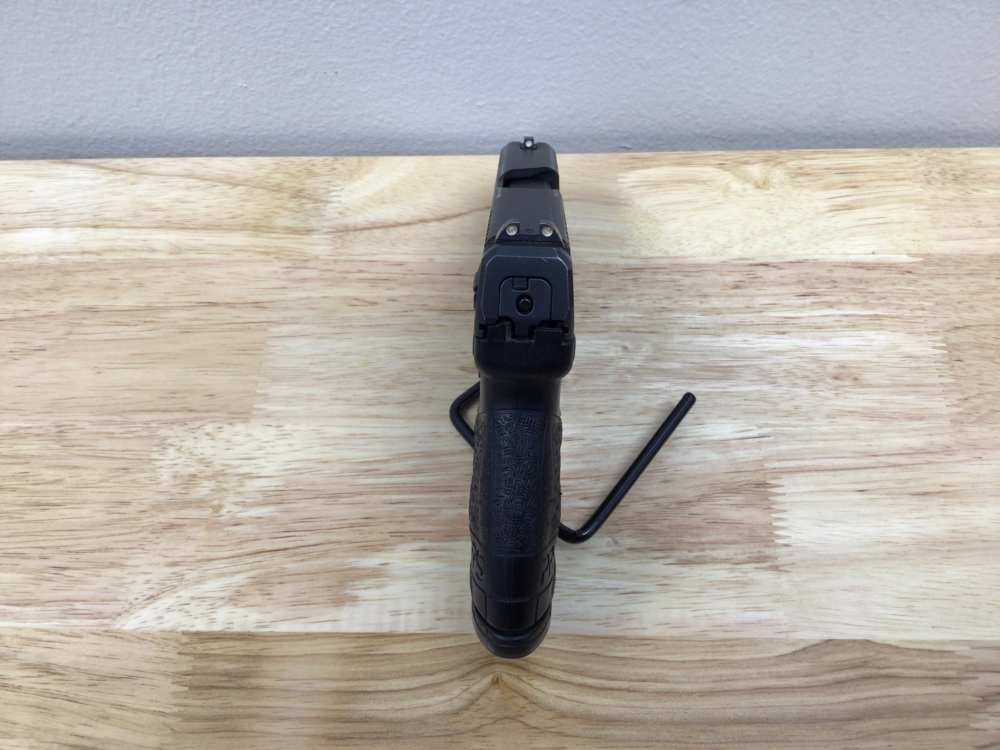 Walther PPS 9mm Handgun Carry Size Polymer-img-2