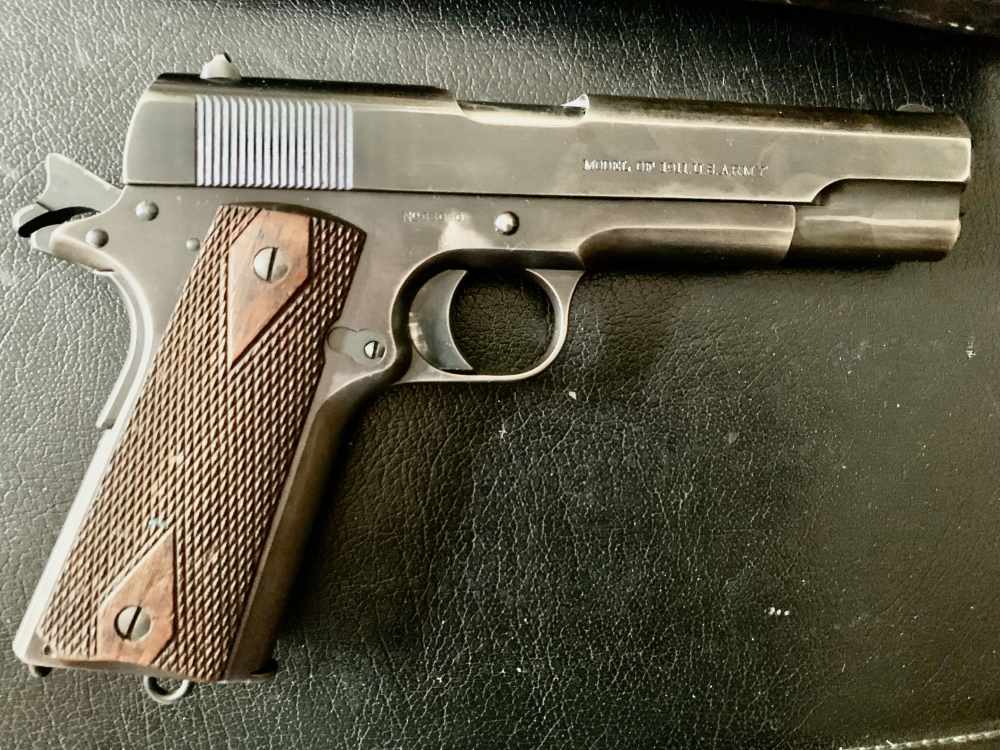 Colt 1911 WWI Manufactured in 1914 with Colt official letter and holster -img-1