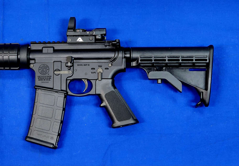 SMITH & WESSON M&P15 5.56 16" W/ AIM REFLEX OPTIC - EXCELLENT-img-4