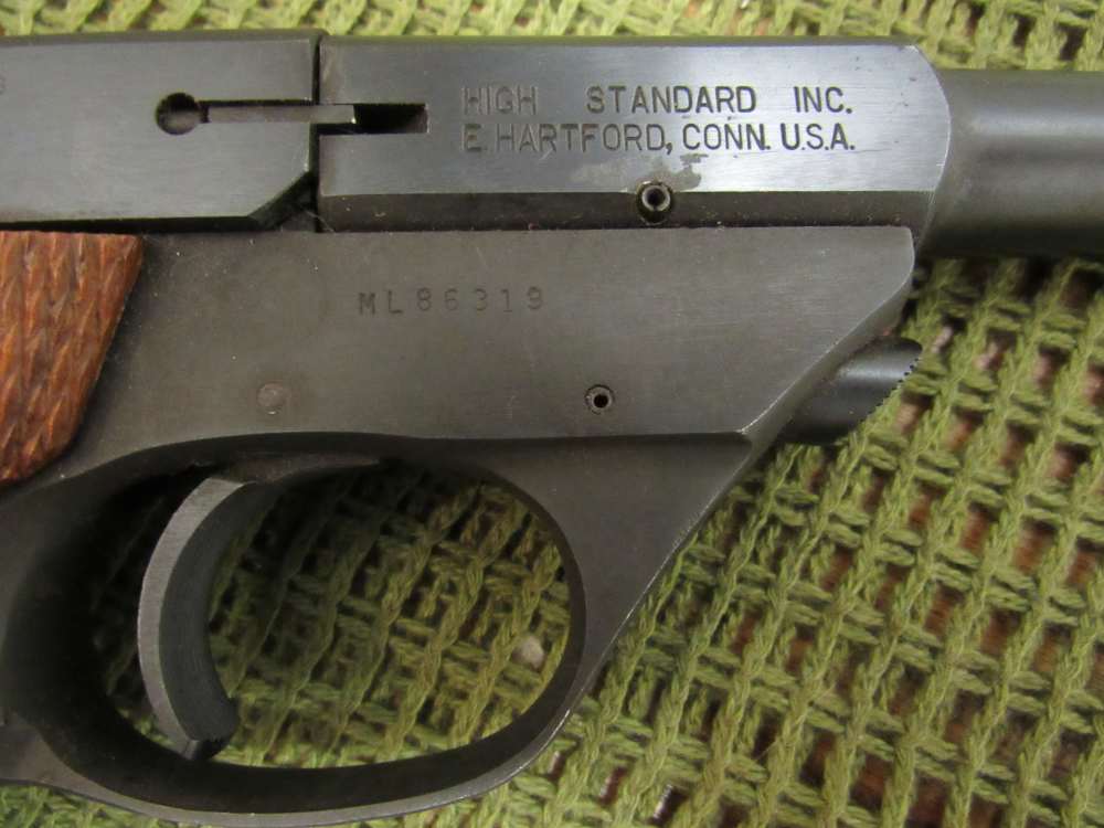High Standard Sport King M a classic American-made .22 LR semi-auto.-img-8