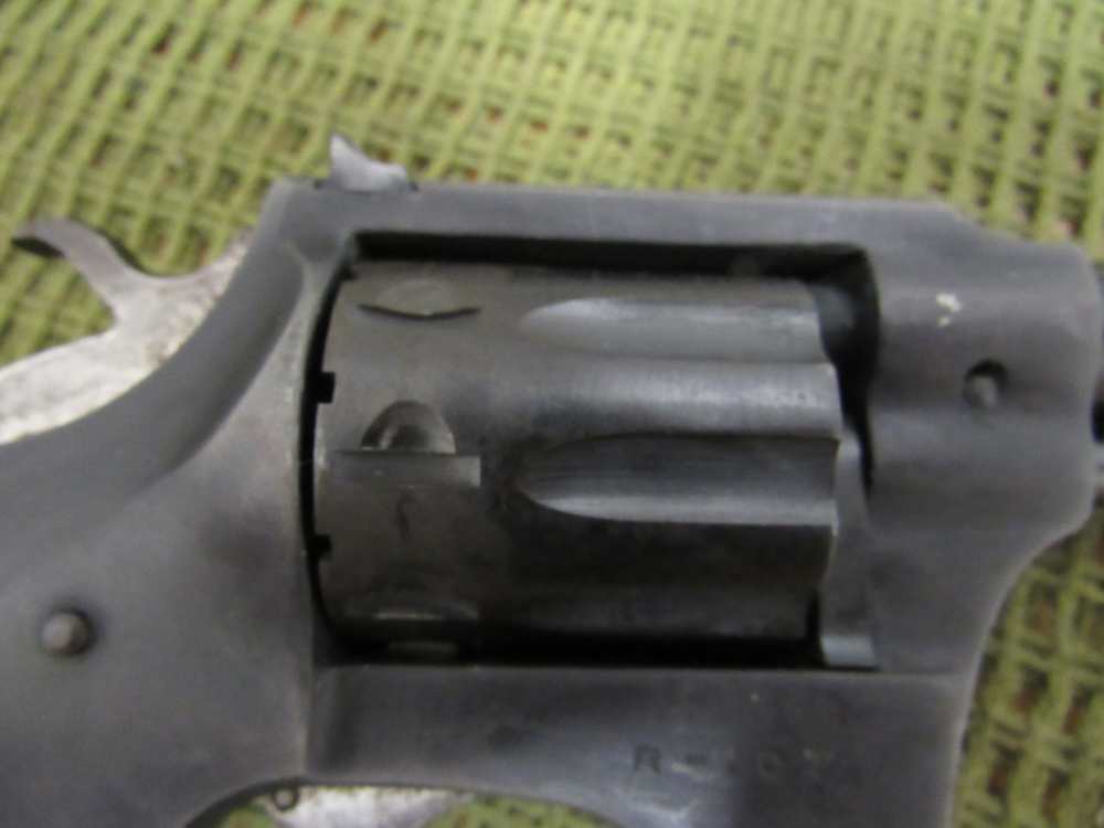 High Hi-Standard Sentinel Deluxe .22 LR Revolver,  Model R-107, 1970s -img-6