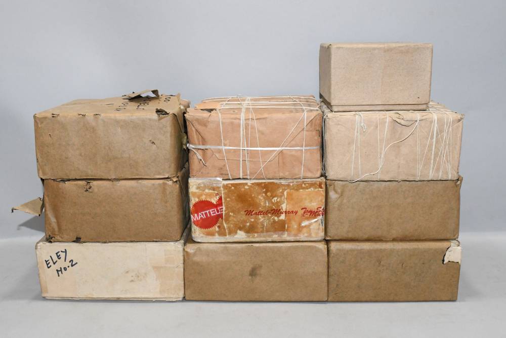 Large Lot Approx 950 Pieces Vintage  577/500 No 2 Express Primed Brass READ-img-4