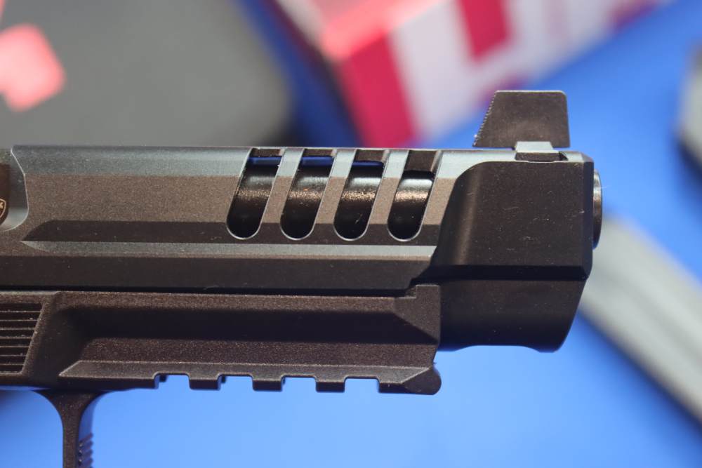 Heckler & Koch H&K VP9L OE Pistol 9MM 20RD VP9 L VORTEX DEFENDER ST 5" SA 9-img-17