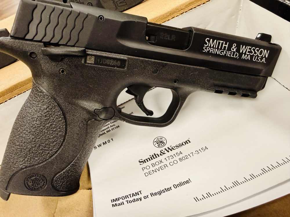S&W M&P 22 COMPACT W/ 7 MAGAZINES-img-1
