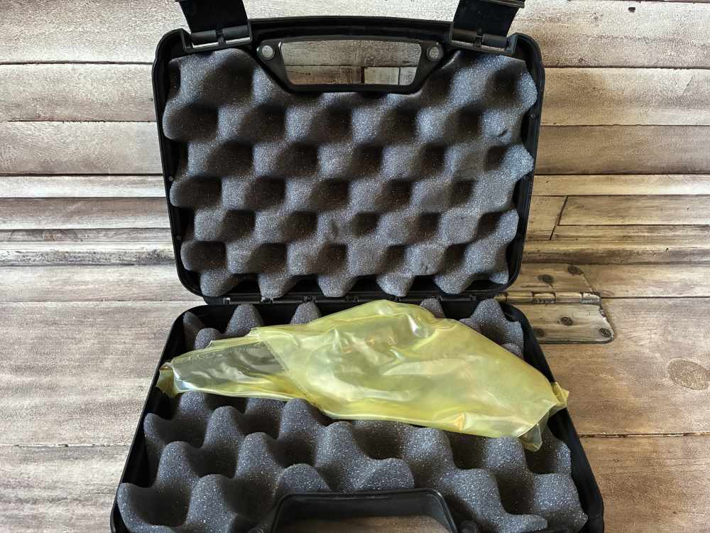 NIB CHARTER ARMS PATHFINDER LITE 22LR 4.2" BLACK IN STOCK AND READY TO SHIP-img-1