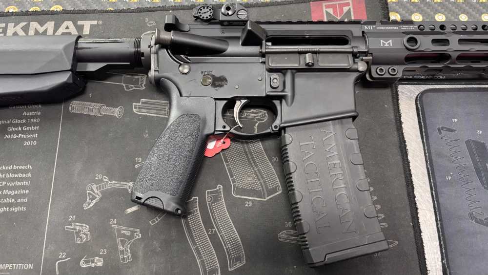 Bravo company MFG BCM4/Midwest ind upper 5.56/.223 16” rifle -img-4