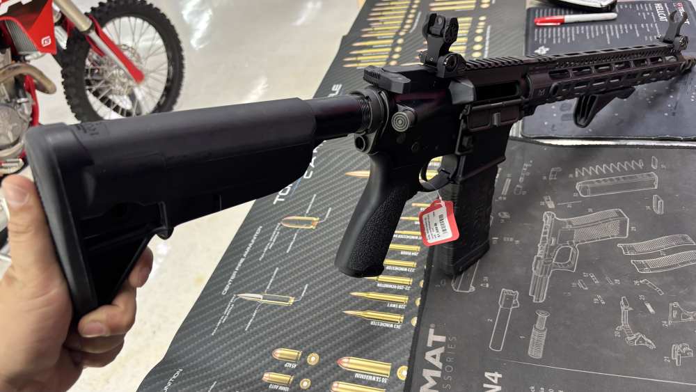 Bravo company MFG BCM4/Midwest ind upper 5.56/.223 16” rifle -img-45