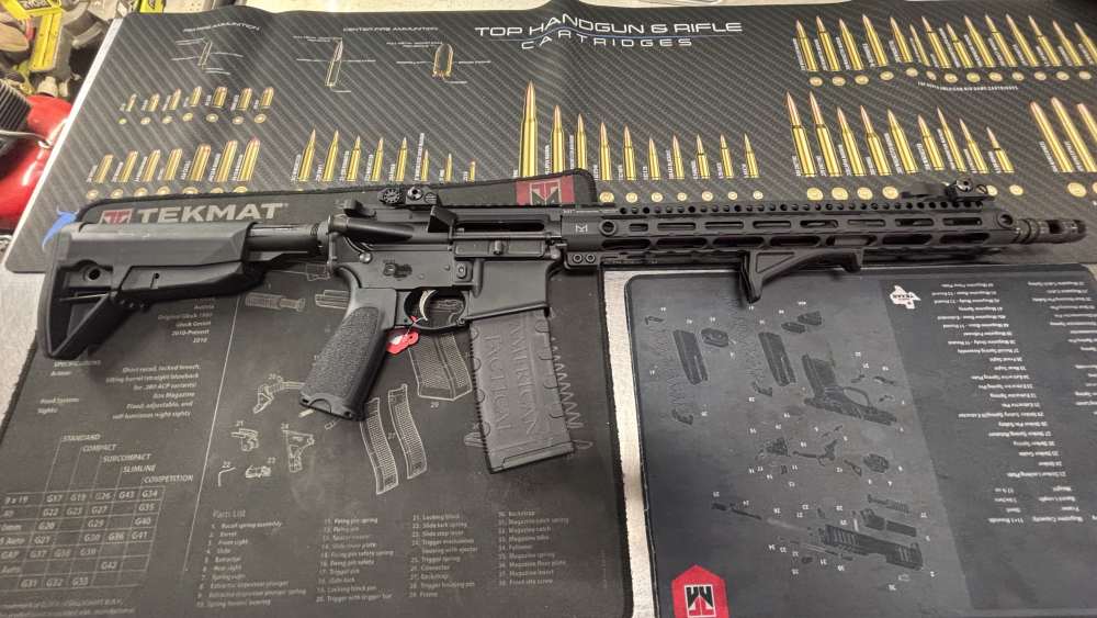 Bravo company MFG BCM4/Midwest ind upper 5.56/.223 16” rifle -img-3