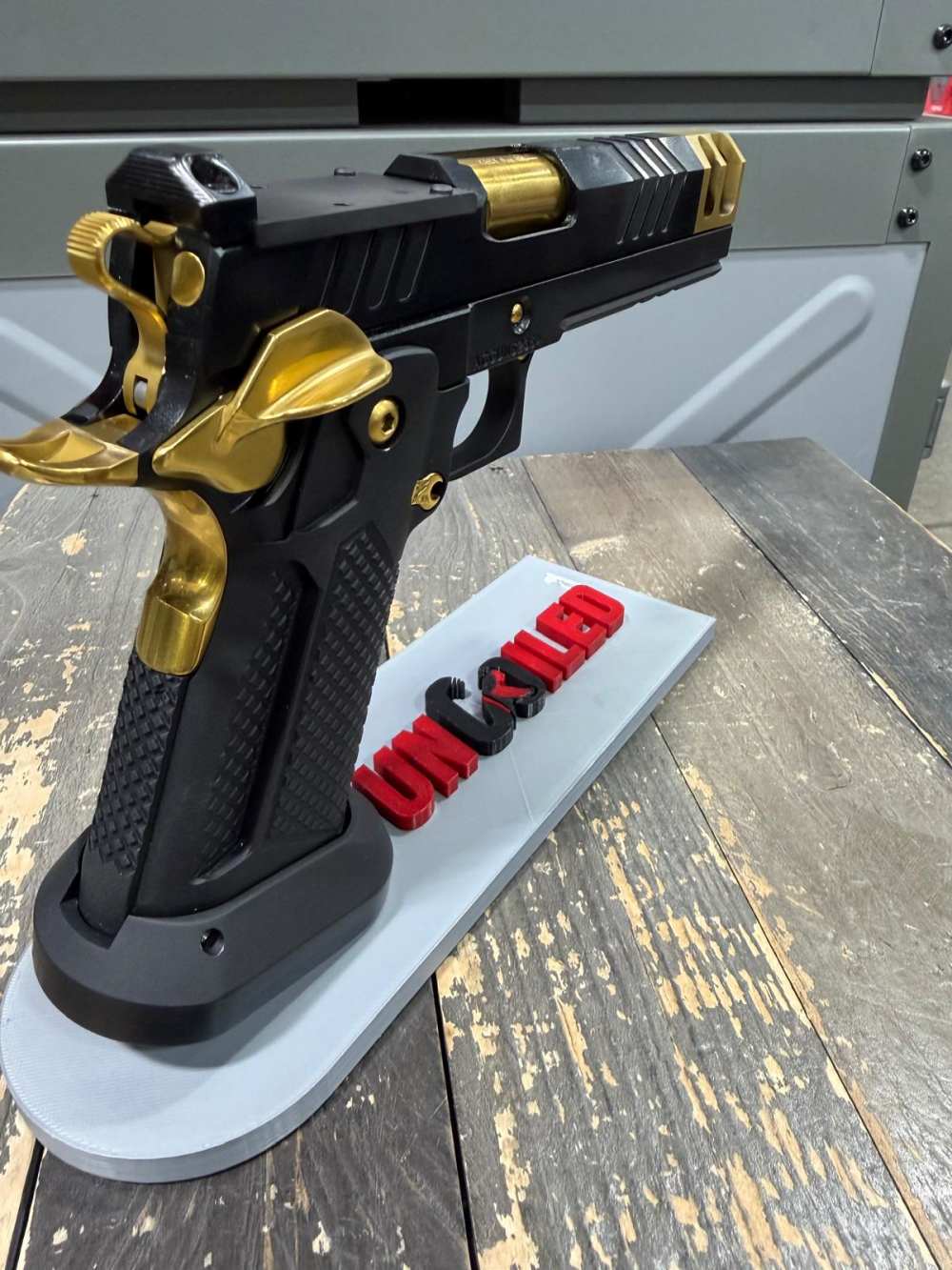 Akai Custom Shop Ripsaw Fullsize -img-3