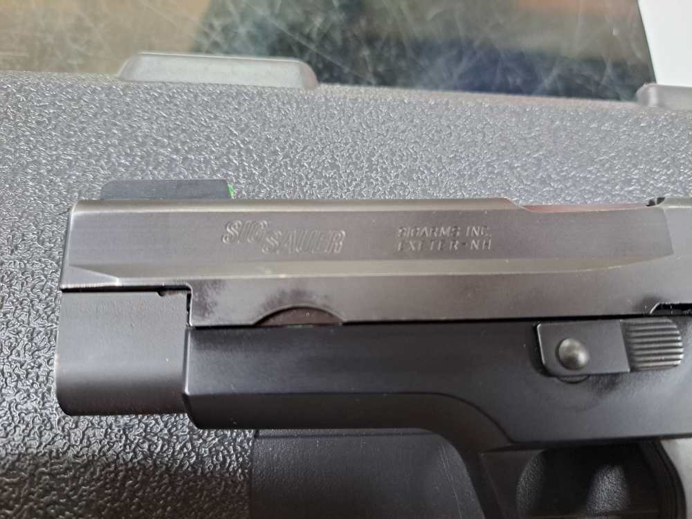 Sig Sauer P220 38 Super with 4-Mags and box-img-9