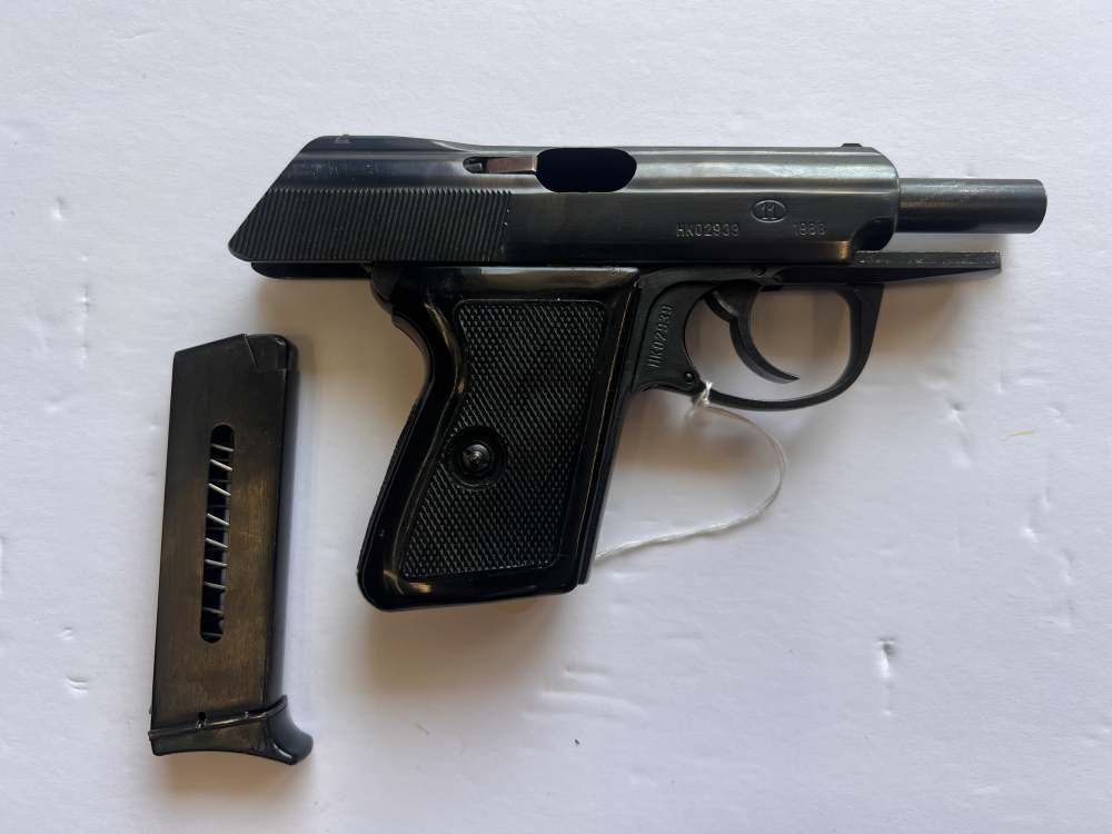 Radom P-64 – 9×18mm Makarov 3.3" Barrel SN HK02939-img-10
