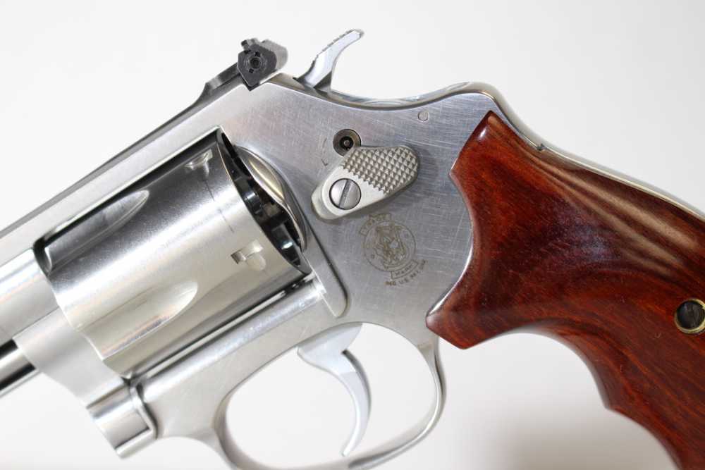Excellent Smith & Wesson Model 60-18, .357 mag, As new in case-img-2