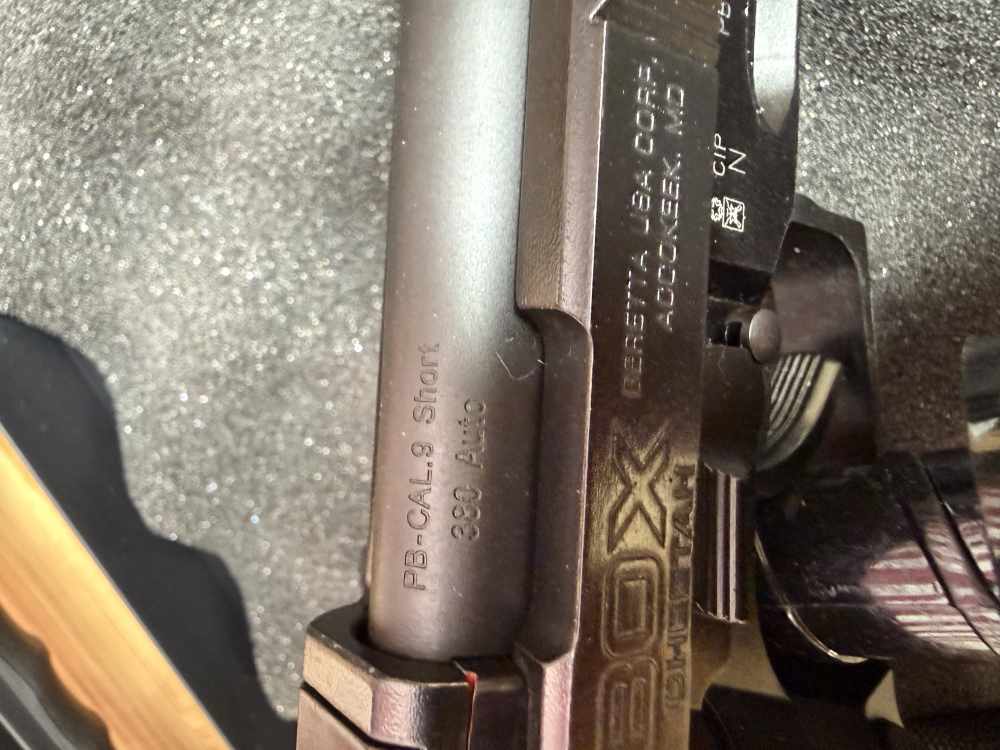 *Great Gun* Beretta 80X Cheetah .380 Acp w/ Extra Grips & Case-img-2