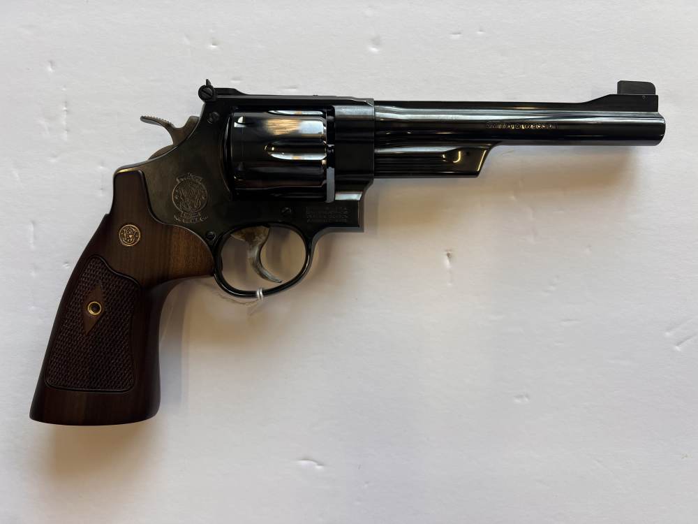 Smith & Wesson Model 25-15 – .45 Colt – 6½" Barrel SN DJT9324-img-1