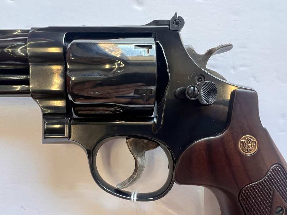 Smith & Wesson Model 25-15 – .45 Colt – 6½" Barrel SN DJT9324-img-9