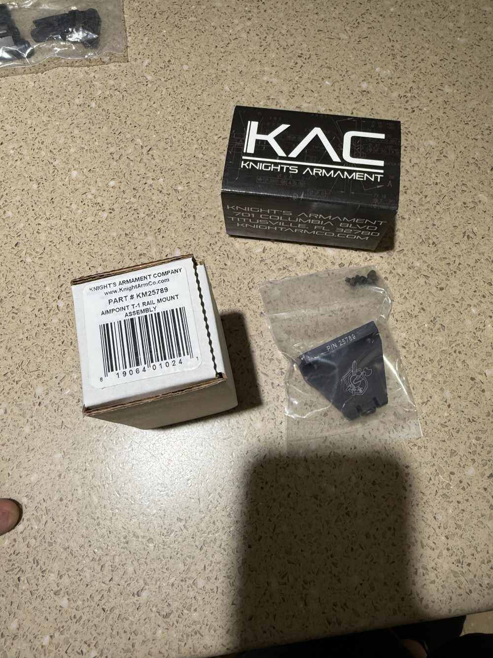 KAC Knights Armament Aimpoint T1/T2 H1/H2 Offset Mount-img-0