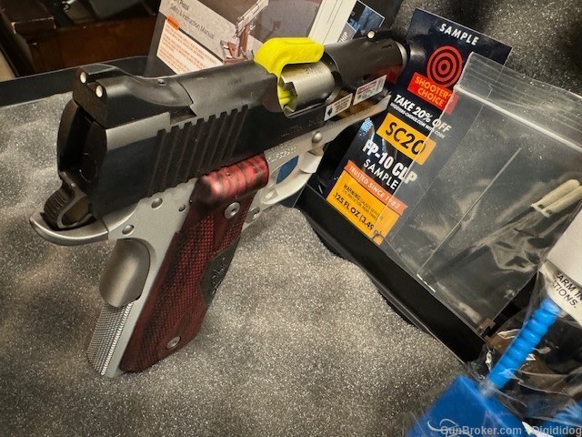 Kimber 1911 Ultra Carry II Laser Grips Two Tone 9mm 3in 1-8Rd Mag 3200392-img-9