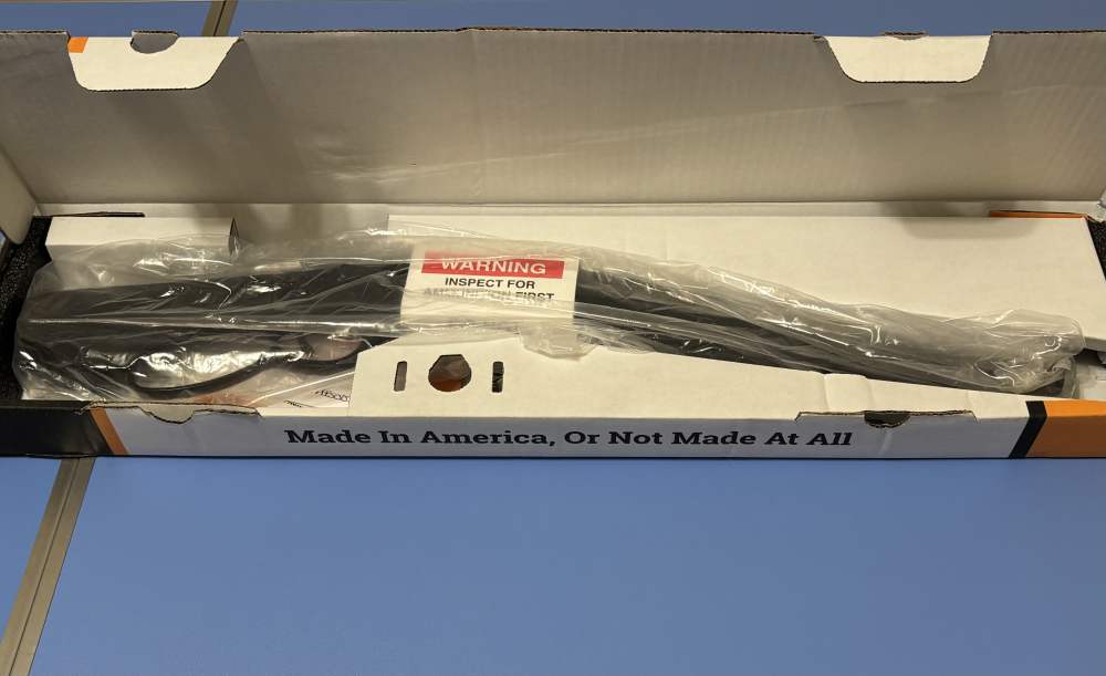 Henry H10 Bears Leg 45-70 Lever Action 14" 2+1 Black Syth. Factory New-img-4