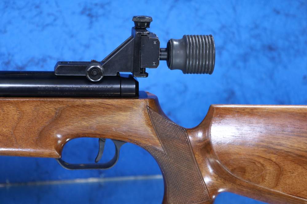 Feinwerkbau 300 Match Air Rifle .177 / 4.5mm Made in Germany Side Charger-img-7