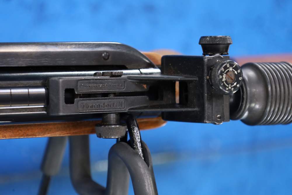 Feinwerkbau 300 Match Air Rifle .177 / 4.5mm Made in Germany Side Charger-img-21