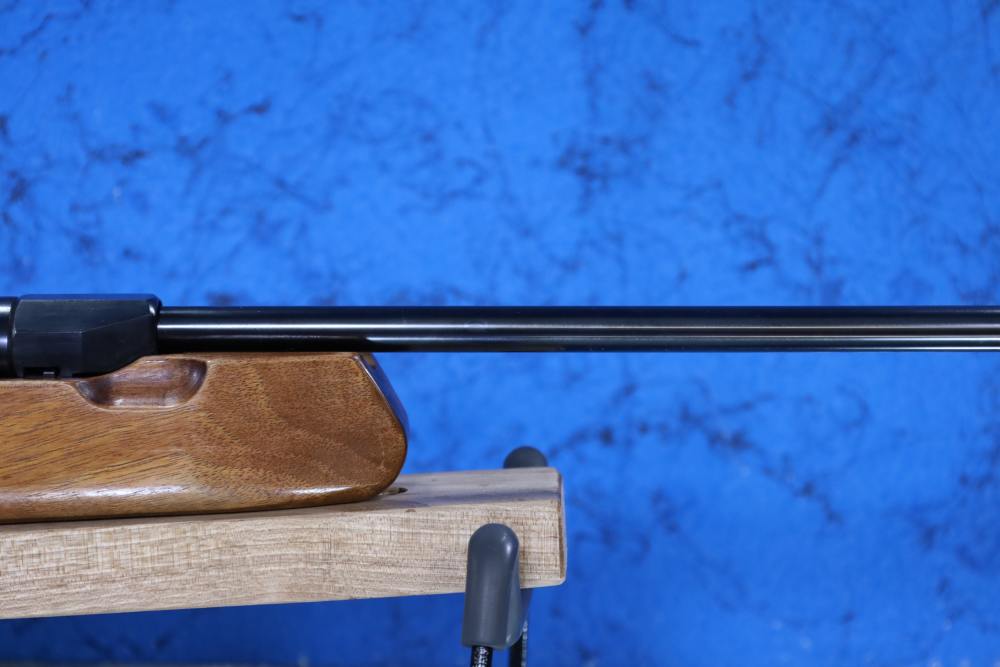 Feinwerkbau 300 Match Air Rifle .177 / 4.5mm Made in Germany Side Charger-img-52