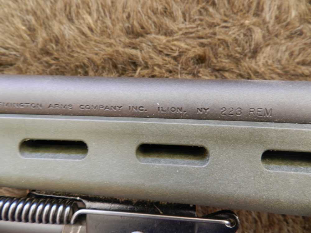 Remington Model 700 SPS Varmit 223 Rem Leupold 6-18 Box-img-12