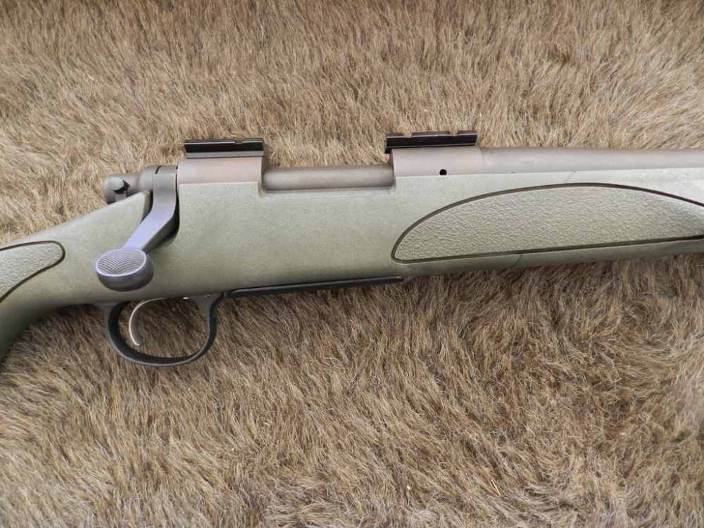 Remington Model 700 SPS Varmit 223 Rem Leupold 6-18 Box-img-5