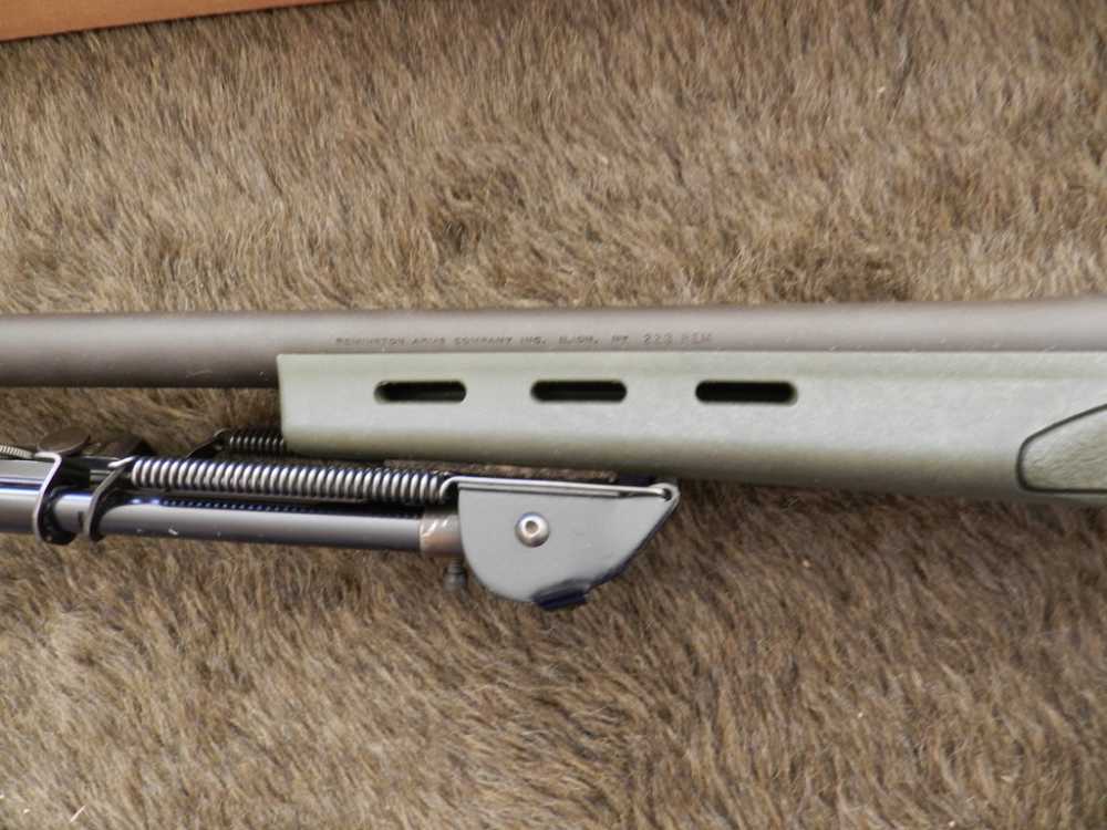 Remington Model 700 SPS Varmit 223 Rem Leupold 6-18 Box-img-2