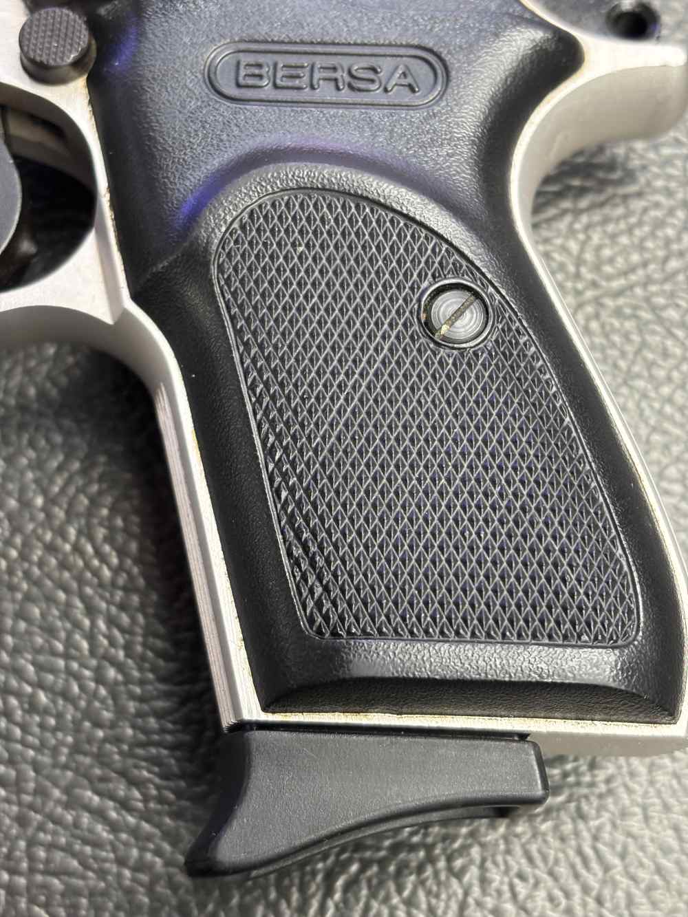 BERSA THUNDER 380 ACP SEMIAUTOMATIC. NO RESERVE -img-1