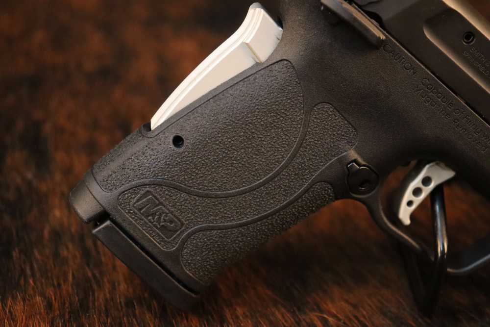 Smith & Wesson M&P PC Shield EZ 9mm Semi Auto Pistol w/Box-img-6