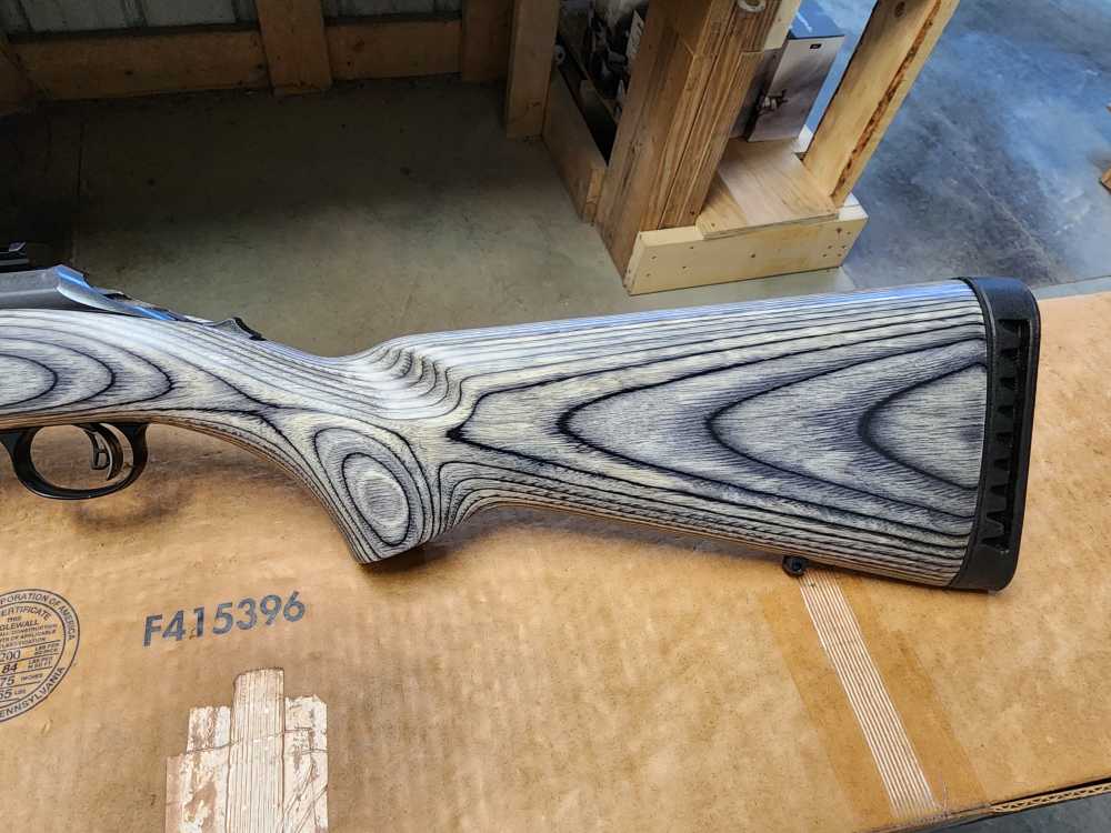 PICS NEW RUGER AMERICAN RIMFIRE RIFLE .17 HMR 18" BULL THREADED LAMINATE 17-img-14