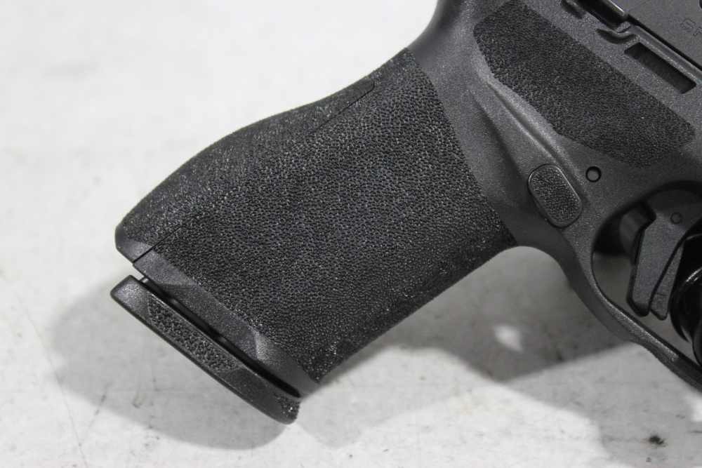 Springfield Echelon 4.0c 9mm 4" 15 / 18rd Mags EC9409B-3D-img-10