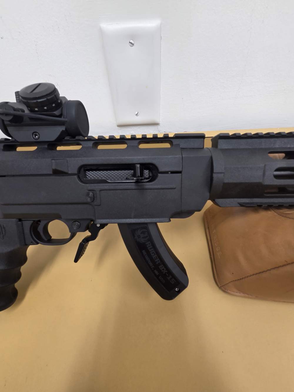 RUGER 10/22 SEMI AUTOMATIC RIFLE 22LR-img-6