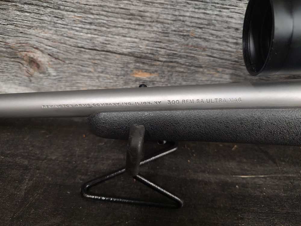 Remington model Seven Stainless 300 rsaum Redfield scope-img-1