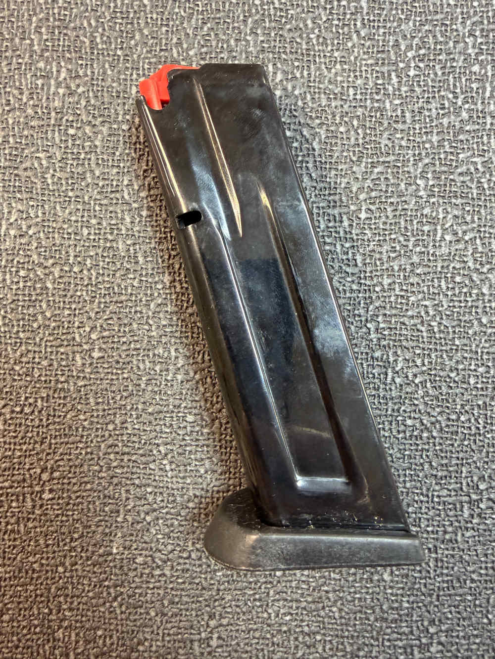 EAA Witness Full Size Magazine - 9mm - 20 Rounds - Blue-img-1
