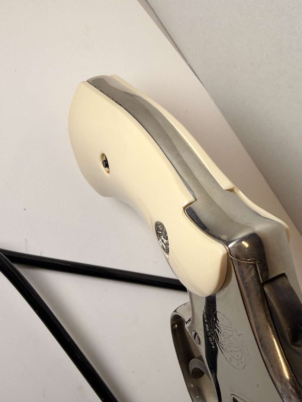 Vintage S&W Pre-Model 10 (.38 M&P)–1956 5-Screw Pinned Nickel–Bright Bore-img-27